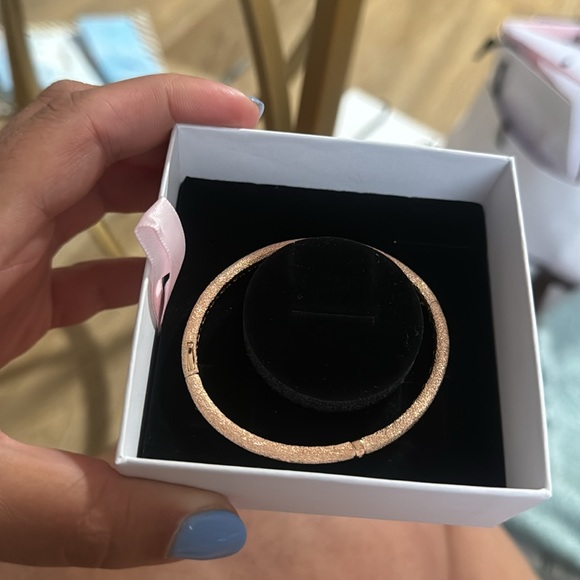 PANDORA MATTE BRILLIANCE BANGLE - Picture 2 of 5